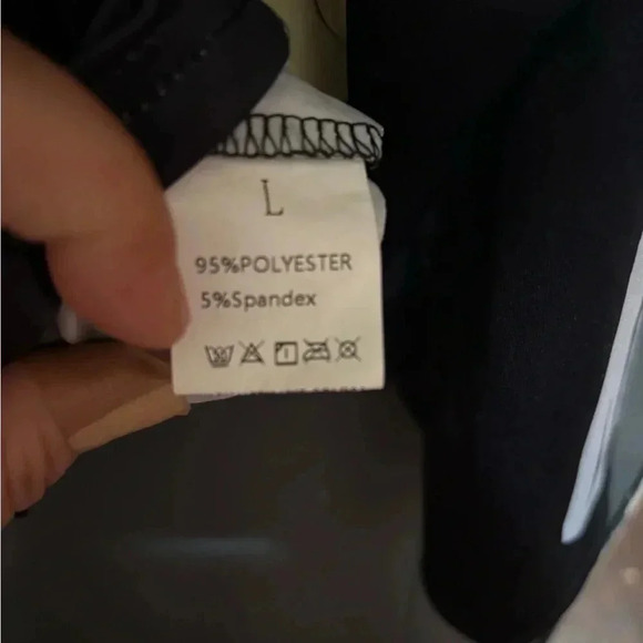 OPTIMAL ALL SEASON CHIC PRINT LONG SLEEVE TEE - Picture 3 of 5